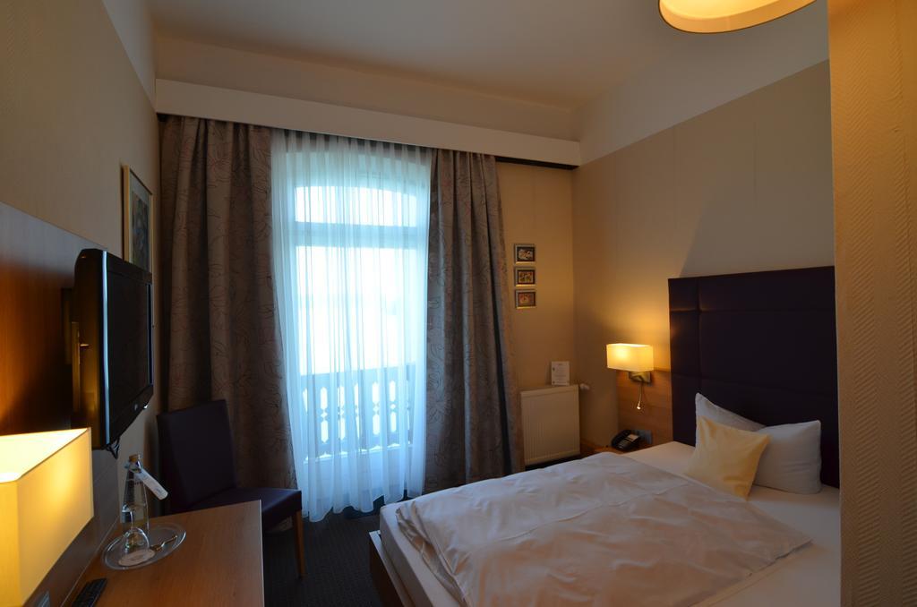 Seehotel Grauer Baer Kochel am See Exterior photo
