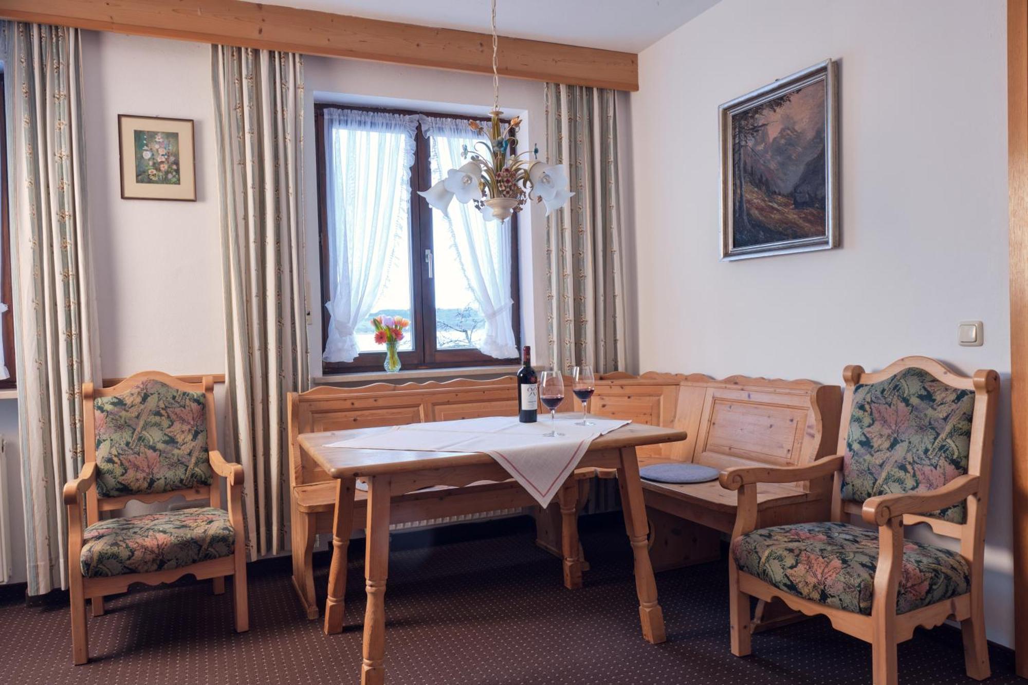 Seehotel Grauer Baer Kochel am See Exterior photo