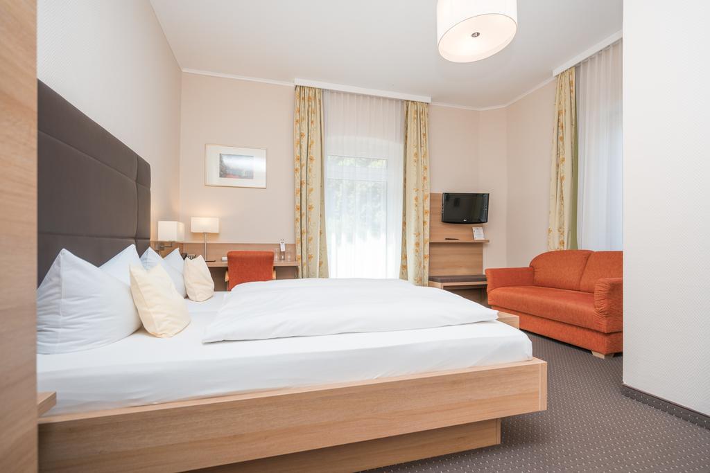 Seehotel Grauer Baer Kochel am See Exterior photo