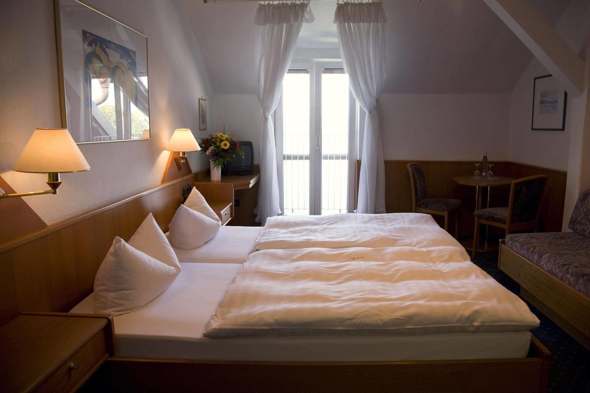 Seehotel Grauer Baer Kochel am See Exterior photo